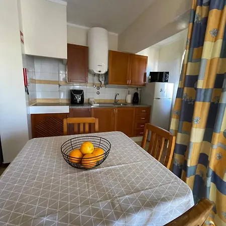 Apartment Da Rocha 3 *